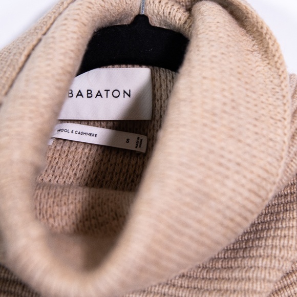 Babaton Aritzia Guell Merino Wool Cashmere Knit Turtleneck Sweater Heather Camel - Picture 2 of 4
